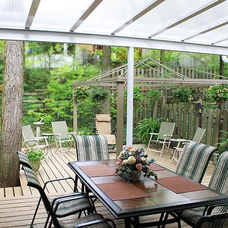 Forest Hill Bed And Breakfast Kitchener Exterior foto